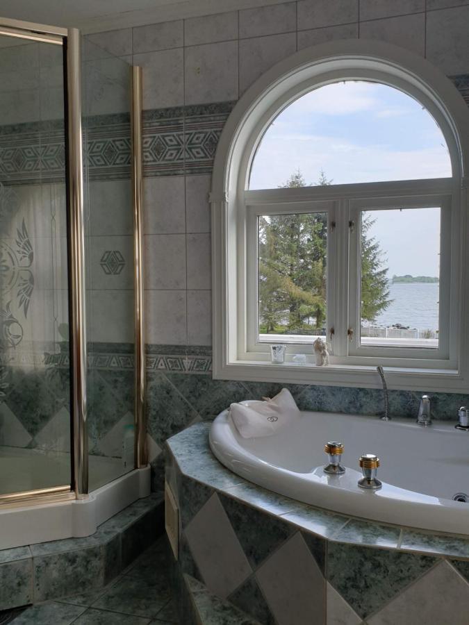 Beach Front Villa In Tonsberg Norway Only July 20-25 Eksteriør bilde
