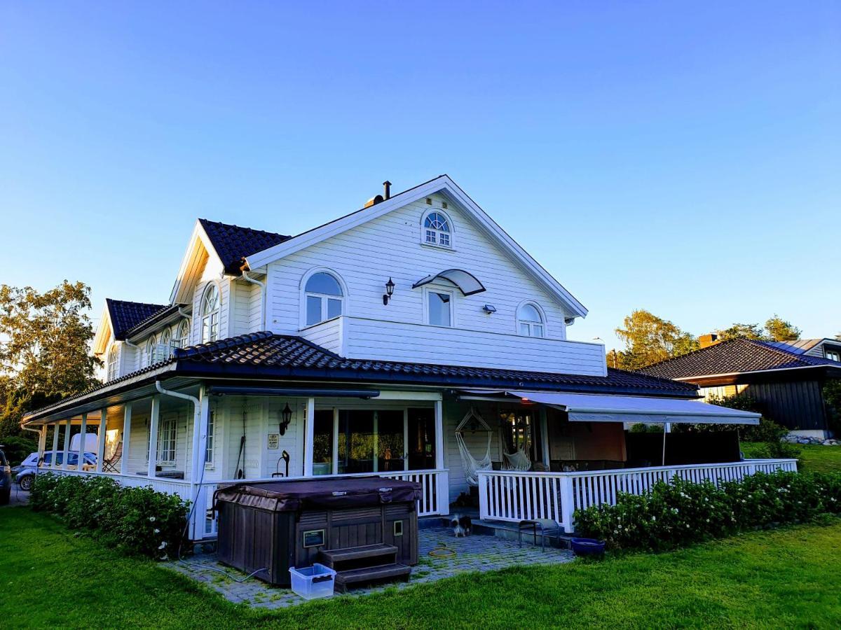 Beach Front Villa In Tonsberg Norway Only July 20-25 Eksteriør bilde
